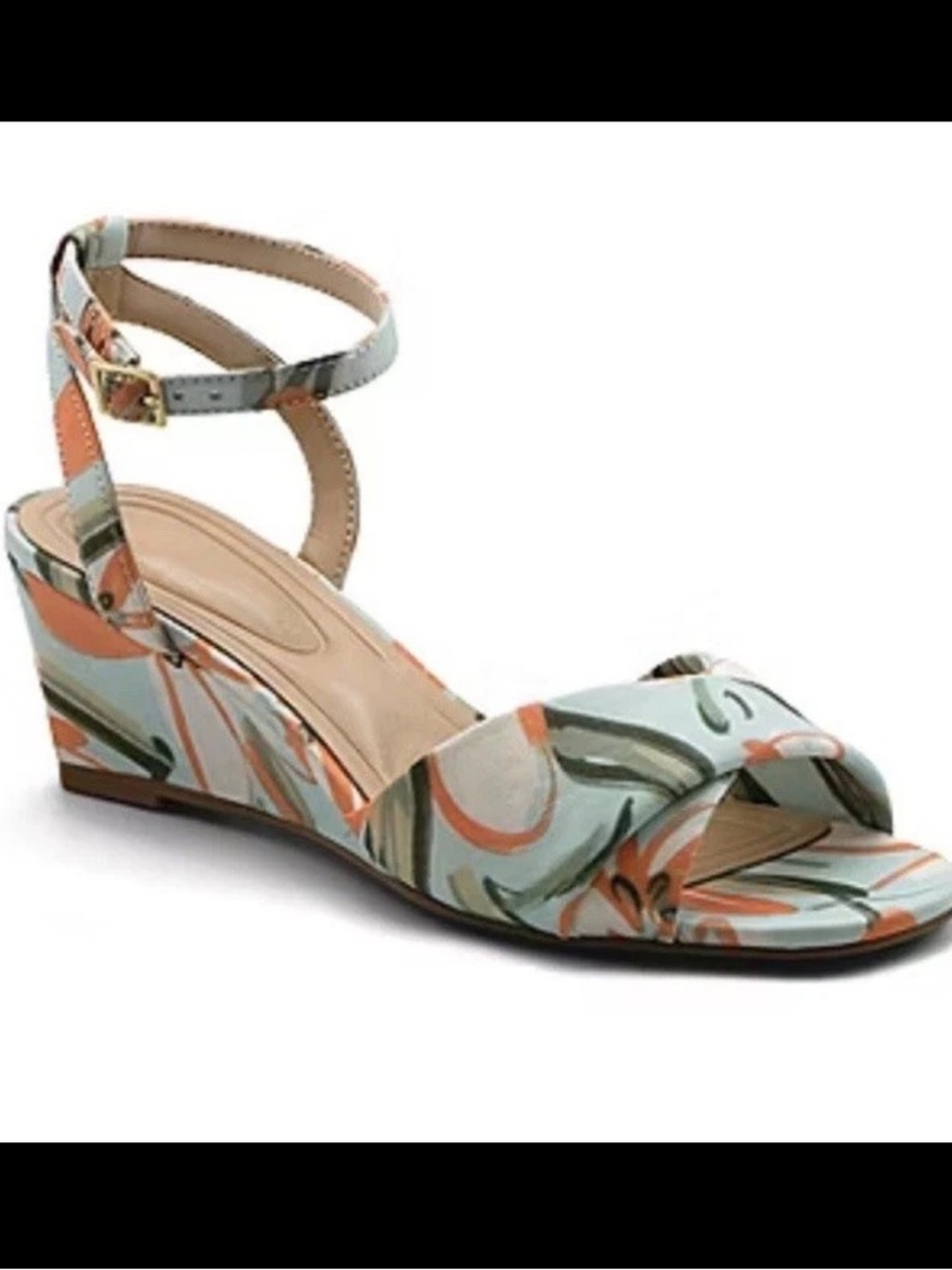 NIB Women’s Size 9 M Adrienne Vittadini Coral Angi Wedge Sandals